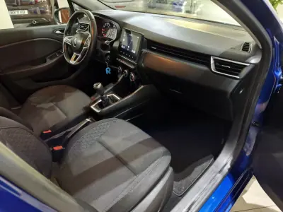 Renault Clio 2021 - 13350 EUR, 87000 km - AUTO.MOTO.pt - 87000km - foto 22 de 25