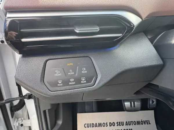 Volkswagen ID.5 2022 - 28750 EUR, 118000 km - AUTO.MOTO.pt - 118000km - foto 35 de 45
