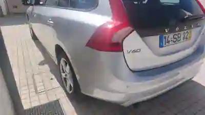 Volvo V60 2015 - 9500 EUR, 230000 km - 230000km - foto 6 de 8