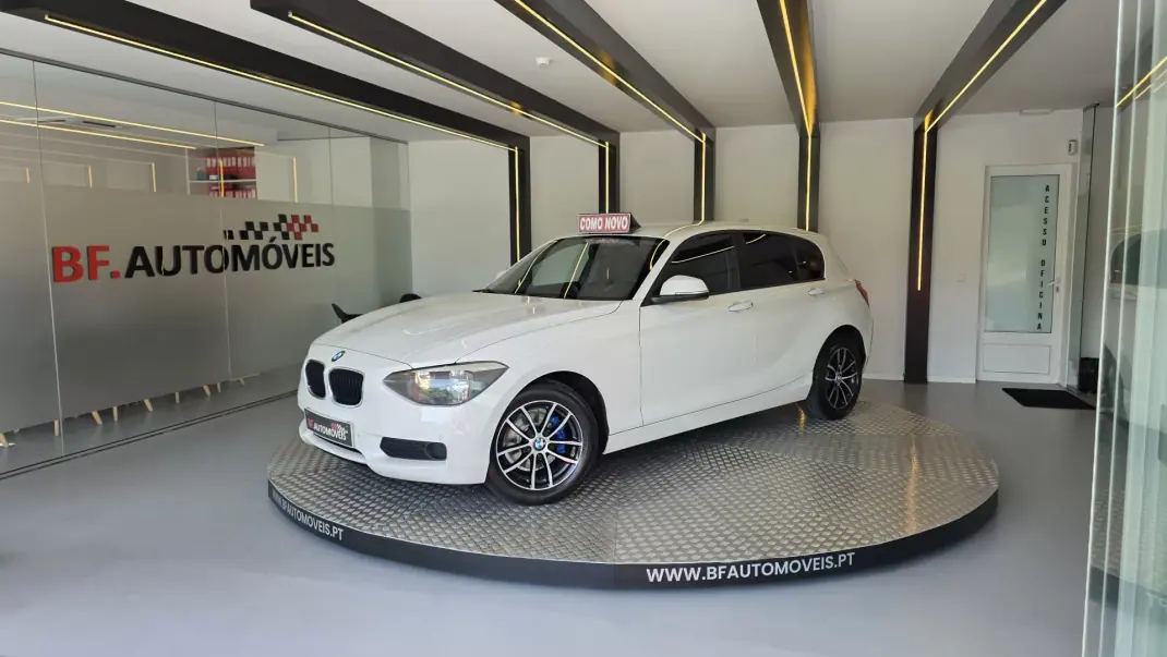 BMW 114 2013 - 9500 EUR, 212463 km - AUTO.MOTO.pt - 212463km - foto 2 de 45