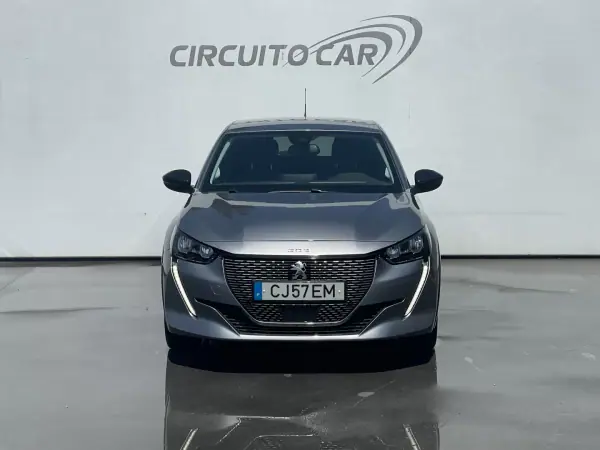 Peugeot e-208 2022 - 17800 EUR, 35279 km - AUTO.MOTO.pt - 35279km - foto 8 de 57