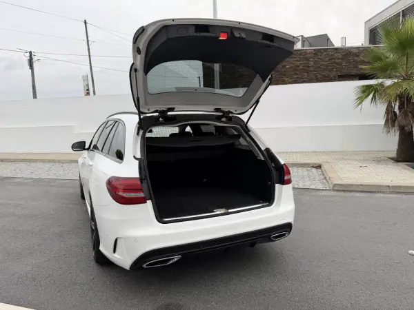 Mercedes-Benz C 220 2017 - 27900 EUR, 81867 km - AUTO.MOTO.pt - 81867km - foto 7 de 29