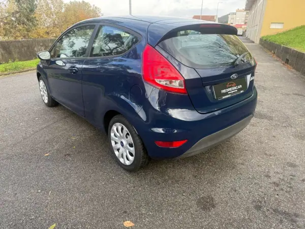 Ford Fiesta 2009 - 4950 EUR, 171000 km - AUTO.MOTO.pt - 171000km - foto 7 de 24