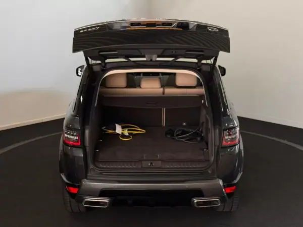 Land Rover Range Rover Sport 2021 - 48750 EUR, 106924 km - AUTO.MOTO.pt - 106924km - foto 19 de 20