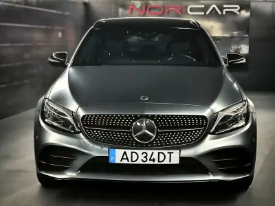 Mercedes-Benz C 300 2020 - 30950 EUR, 161000 km - AUTO.MOTO.pt - 161000km - foto 11 de 41