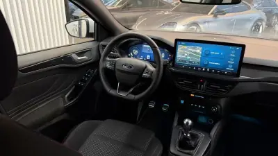 Ford Focus 2025 - 22990 EUR, 11701 km - AUTO.MOTO.pt - 11701km - foto 35 de 35