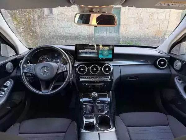 Mercedes-Benz C 220 2014 - 17999 EUR, 220000 km - AUTO.MOTO.pt - 220000km - foto 16 de 33