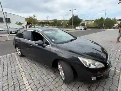 Peugeot 508 SW 2014 — foto 4 de 9