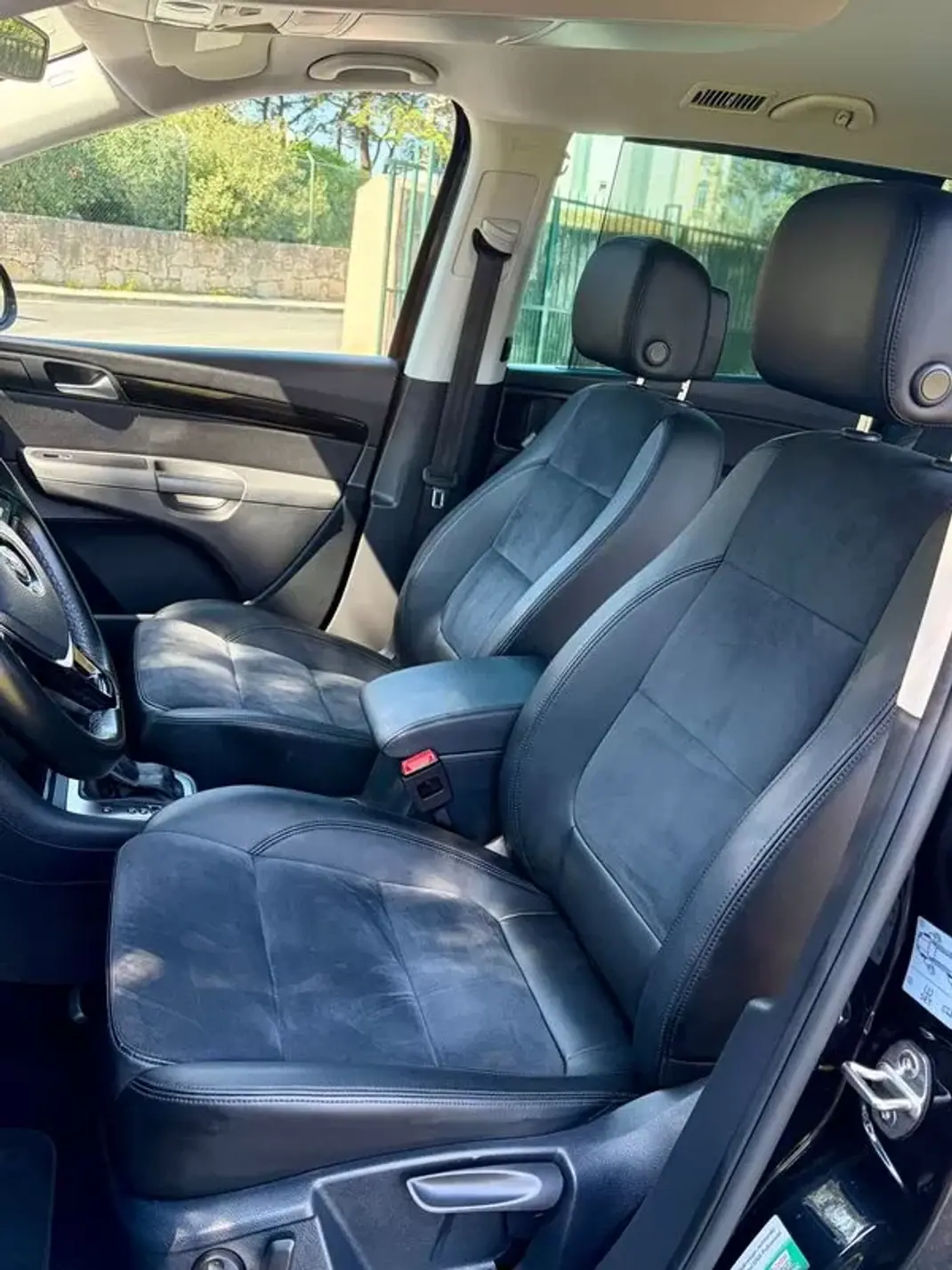 Volkswagen Sharan 2016 - 24900 EUR, 160555 km - AUTO.MOTO.pt - 160555km - foto 6 de 24