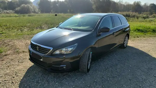 Peugeot 308 SW 2019 — foto 3 de 15
