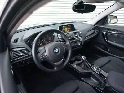 BMW 116 2017 - 15750 EUR, 92800 km - AUTO.MOTO.pt - 92800km - foto 7 de 30