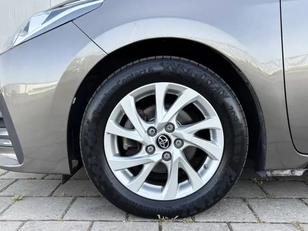 Toyota Corolla 2017 - 16450 EUR, 85000 km - AUTO.MOTO.pt - 85000km - foto 7 de 36