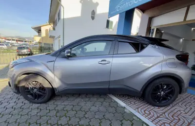 Toyota C-HR 2020 - 23950 EUR, 78000 km - AUTO.MOTO.pt - 78000km - foto 6 de 26