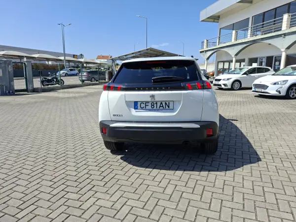 Peugeot 2008 2022 - 16750 EUR, 42500 km - AUTO.MOTO.pt - 42500km - foto 7 de 28