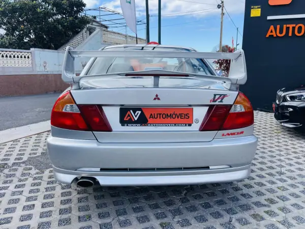 Mitsubishi Lancer 1999 - 75000 EUR, 142469 km - AUTO.MOTO.pt - 142469km - foto 6 de 12