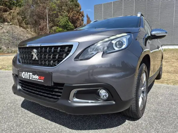 Peugeot 2008 2017 - 9999 EUR, 63500 km - 63500km - foto 6 de 33