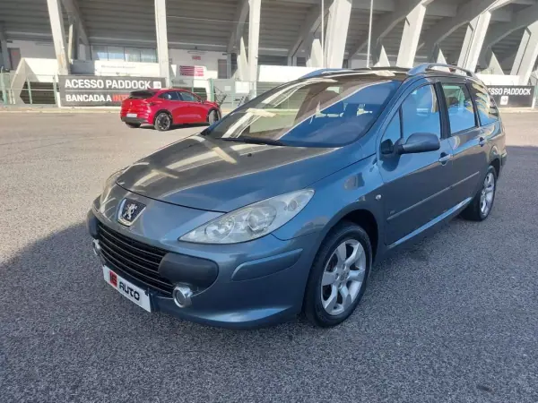Peugeot 307 SW 2005 - 3490 EUR, 314070 km - AUTO.MOTO.pt - 314070km - foto 9 de 21
