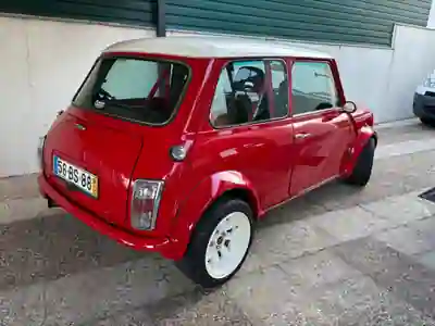 MINI Cooper 1996 - 20 EUR, 75000 km - AUTO.MOTO.pt - 75000km - foto 4 de 6