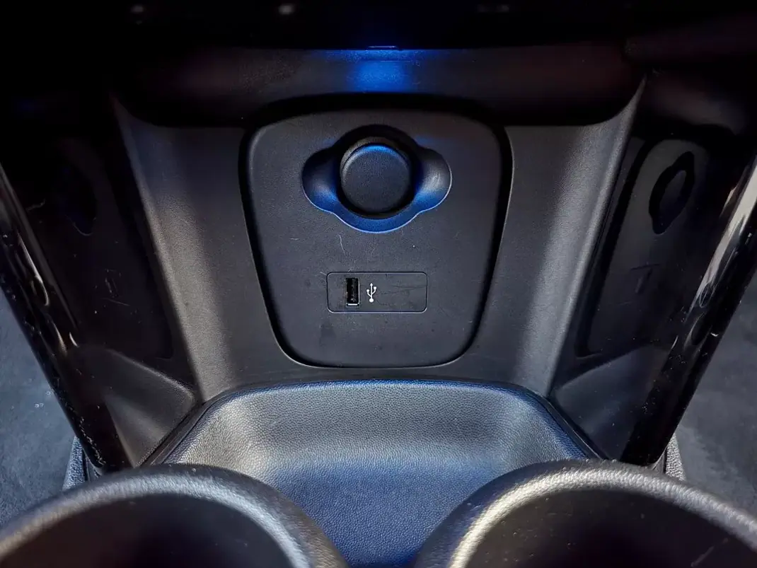 MINI 2024 - 20900 EUR, 50900 km - AUTO.MOTO.pt - 50900km - foto 24 de 35