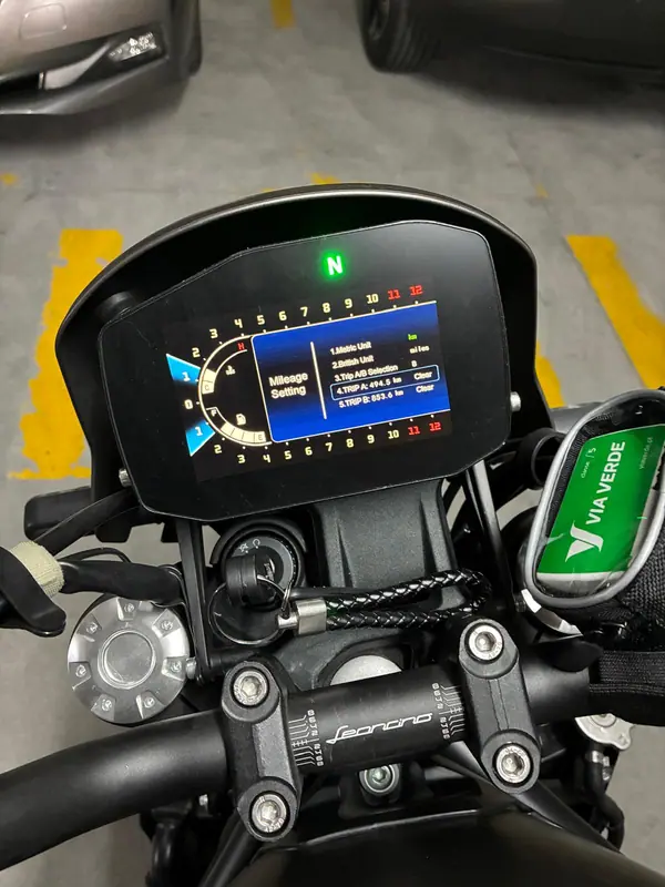 Benelli Leoncino Trail 2024 - 6200 EUR, 4600 km - 4600km - foto 4 de 12