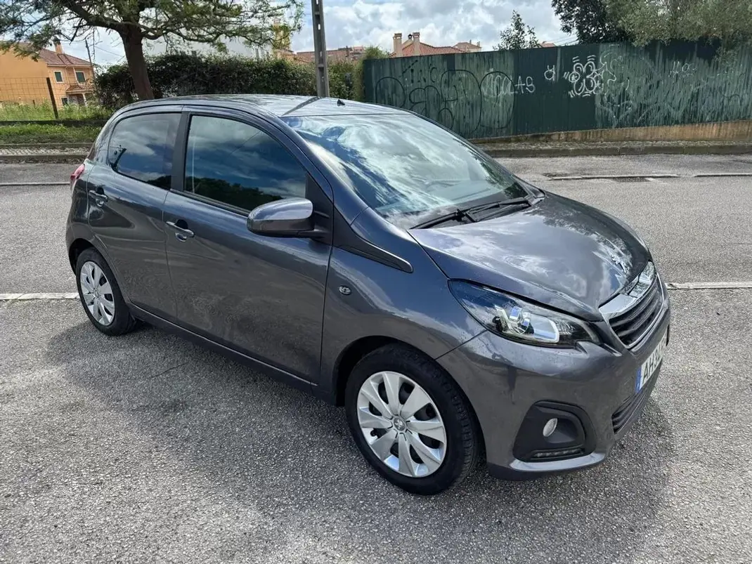 Peugeot 108 2021 - 11000 EUR, 62048 km - AUTO.MOTO.pt - 62048km - foto 6 de 32