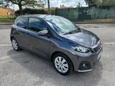 Peugeot 108 2021 - 11000 EUR, 62048 km - AUTO.MOTO.pt - 62048km - foto 6 de 32