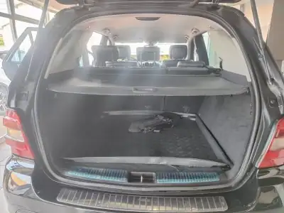 Mercedes-Benz ML 320 2006 - 17990 EUR, 269000 km - AUTO.MOTO.pt - 269000km - foto 13 de 32