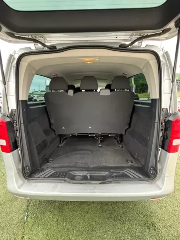 Mercedes-Benz Vito Tourer 2015 - 28490 EUR, 196000 km - AUTO.MOTO.pt - 196000km - foto 12 de 12