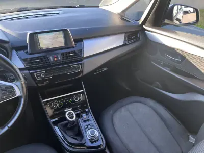 BMW 216 Gran Tourer 2015 - 13900 EUR, 145000 km - AUTO.MOTO.pt - 145000km - foto 35 de 53