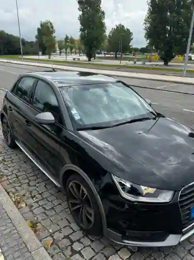 Audi A1 Sportback 2016 - 15450 EUR, 155705 km - 155705km - foto 4 de 8