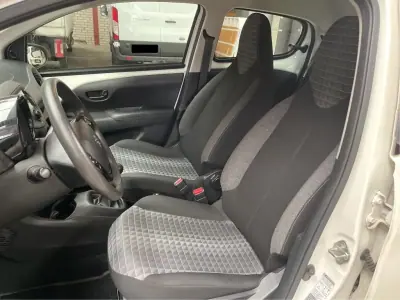 Peugeot 108 2021 — photo 3 of 6