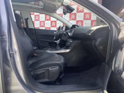 Peugeot 308 2014 - 12490 EUR, 143165 km - AUTO.MOTO.pt - 143165km - foto 14 de 22