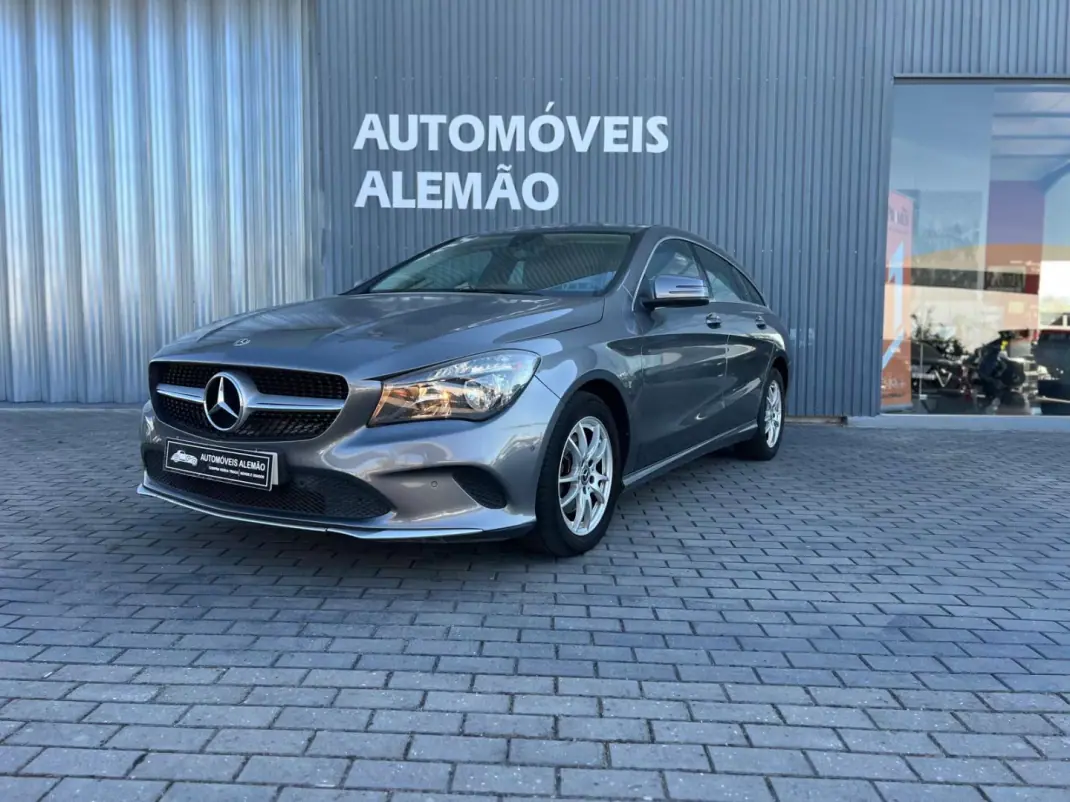Mercedes-Benz CLA 180 2018
