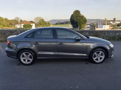 Audi A3 Limousine 2017 - 16990 EUR, 97000 km - AUTO.MOTO.pt - 97000km - foto 8 de 33