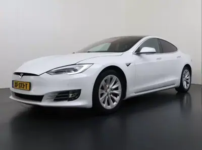 Tesla Model S 2018 - 240392km