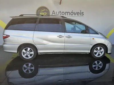 Toyota Previa 2003 - 4250 EUR, 497000 km - AUTO.MOTO.pt - 497000km - foto 3 de 9