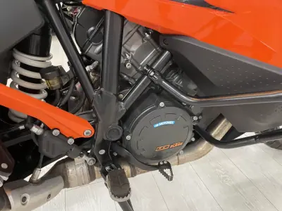 KTM 1290 Super Adventure 2024 - 16750 EUR, 31390 km - foto 3 de 28