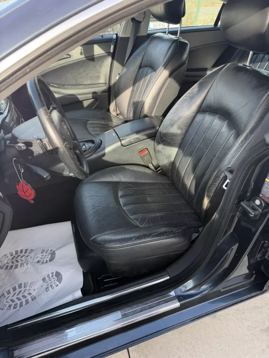 Mercedes-Benz CLS 320 2006 - 11990 EUR, 265000 km - 265000km - foto 4 de 9