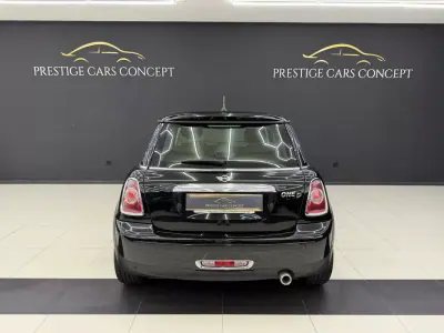 MINI 3 Portas 2012 - 10450 EUR, 137040 km - AUTO.MOTO.pt - 137040km - foto 4 de 34
