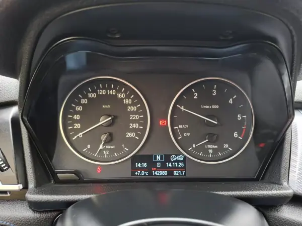 BMW 216 Active Tourer 2015 - 14990 EUR, 142957 km - AUTO.MOTO.pt - 142957km - foto 13 de 20