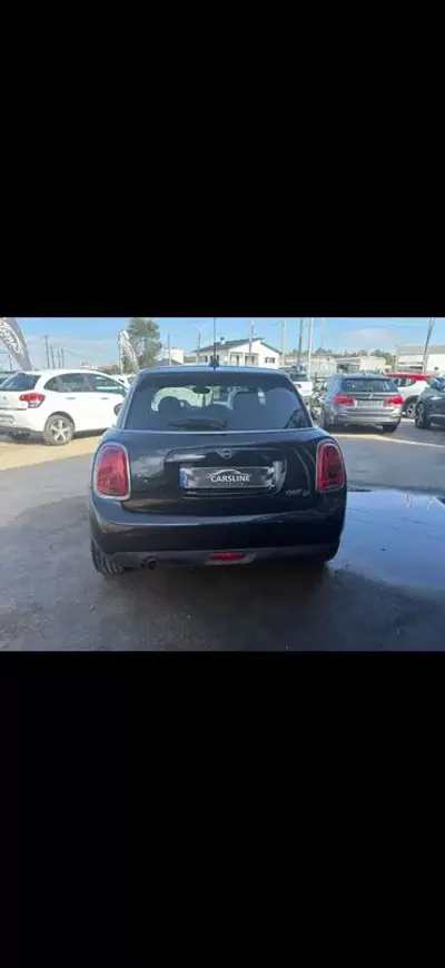 MINI 5 Portas 2018 - 13900 EUR, 185247 km - AUTO.MOTO.pt - 185247km - foto 6 de 13