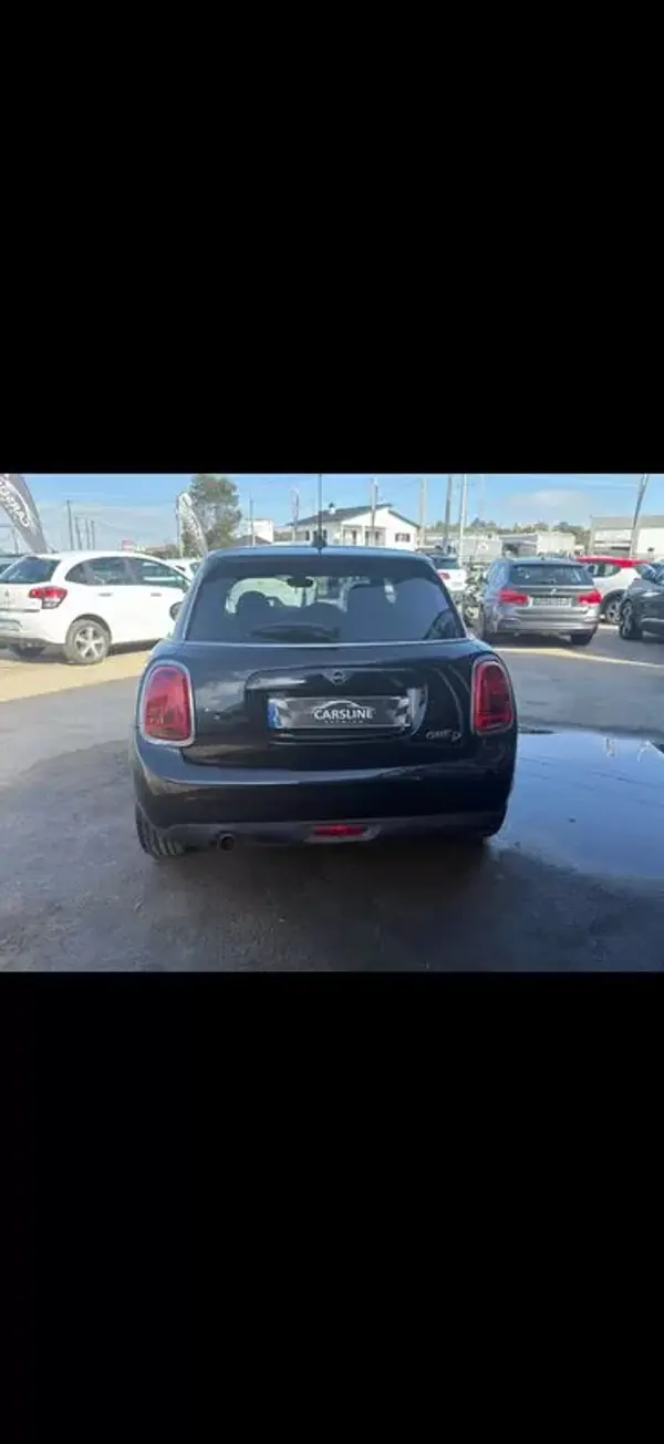 MINI 5 Portas 2018 - 13900 EUR, 185247 km - AUTO.MOTO.pt - 185247km - foto 6 de 13