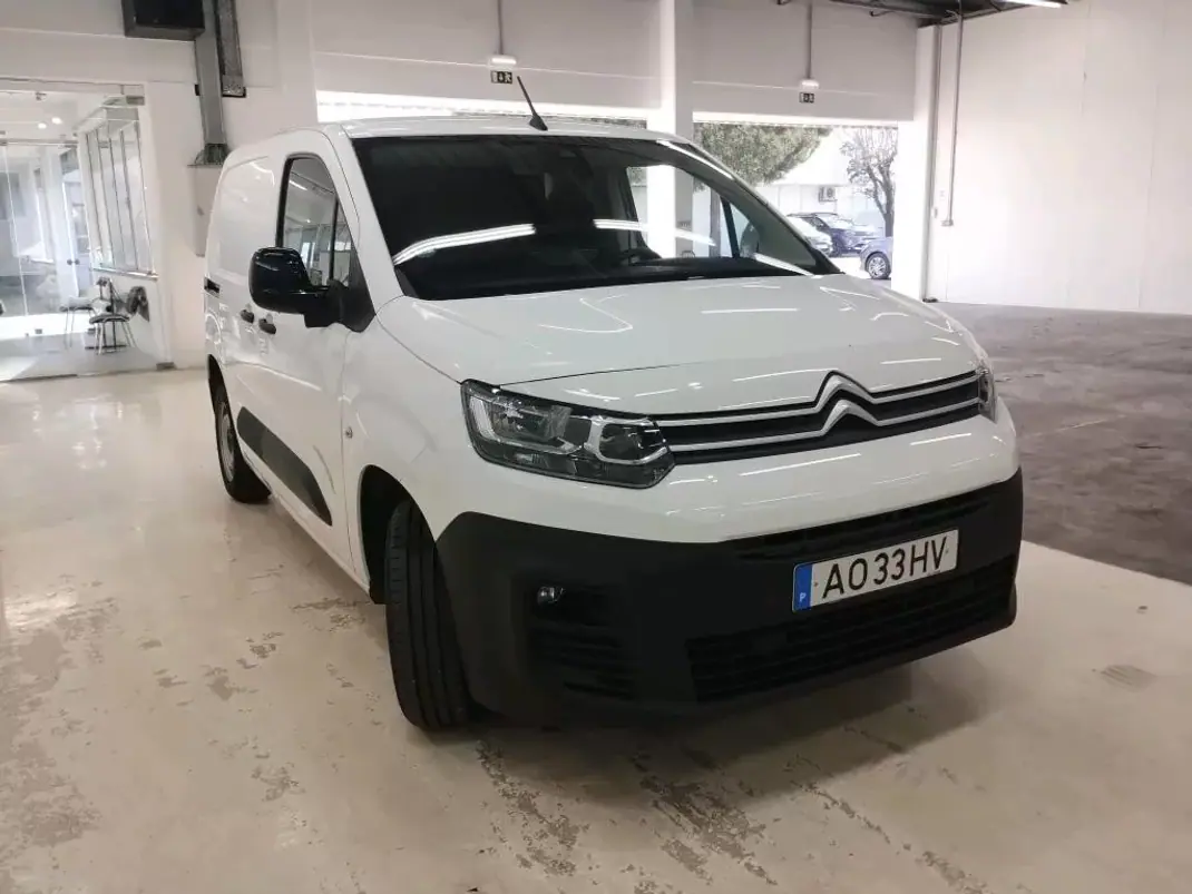 Citroën Berlingo 2022 - 12990 EUR, 154509 km - AUTO.MOTO.pt - 154509km - foto 1 de 5