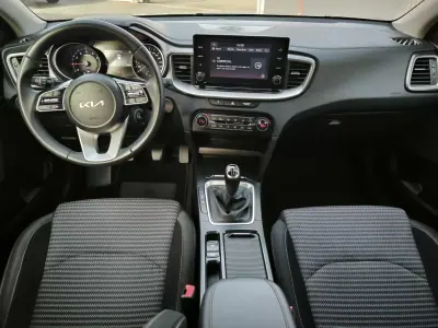 Kia XCeed 2022 - 18500 EUR, 29000 km - AUTO.MOTO.pt - 29000km - foto 5 de 50
