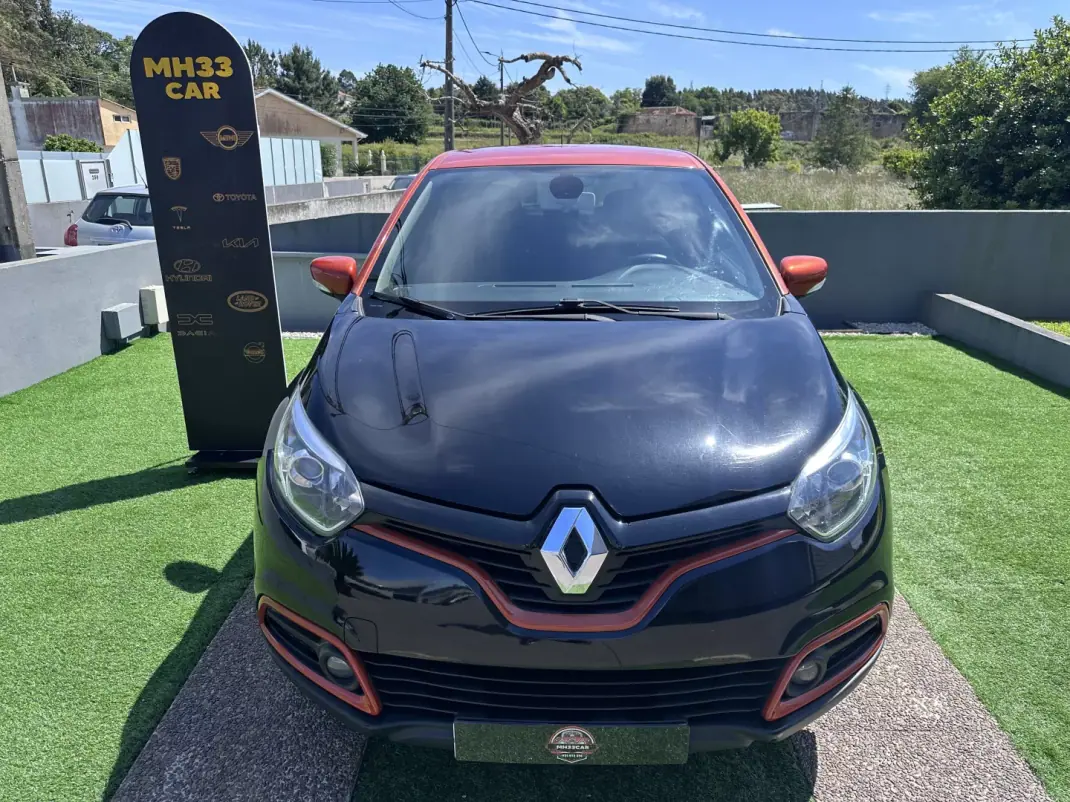 Renault Captur 2014 - 9900 EUR, 217000 km - AUTO.MOTO.pt - 217000km - foto 5 de 60