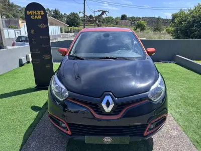 Renault Captur 2014 - 9900 EUR, 217000 km - AUTO.MOTO.pt - 217000km - foto 5 de 60