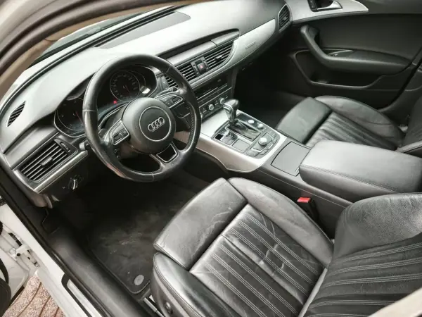 Audi A6 Avant 2012 - 21500 EUR, 246000 km - AUTO.MOTO.pt - 246000km - foto 16 de 32