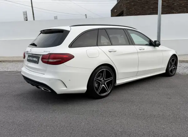 Mercedes-Benz C 220 2017 - 27900 EUR, 81867 km - AUTO.MOTO.pt - 81867km - foto 6 de 29