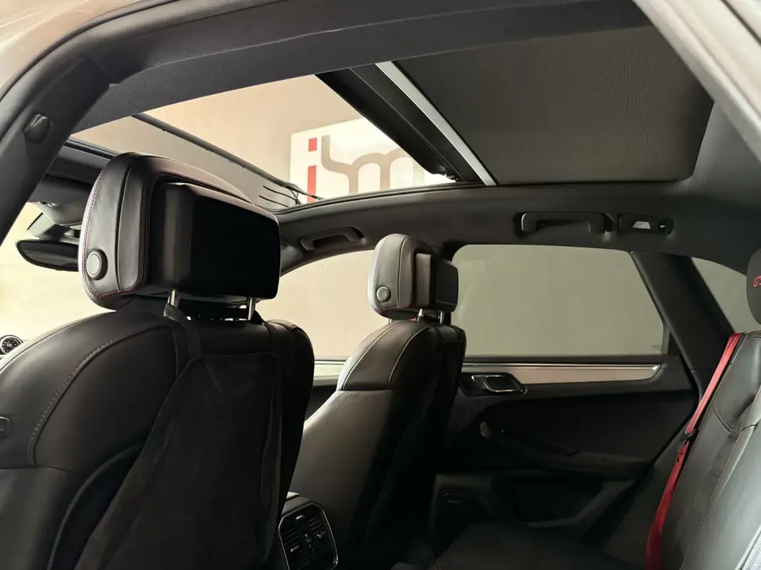 Porsche Macan 2016 - 65000 EUR, 68887 km - AUTO.MOTO.pt - 68887km - foto 13 de 20