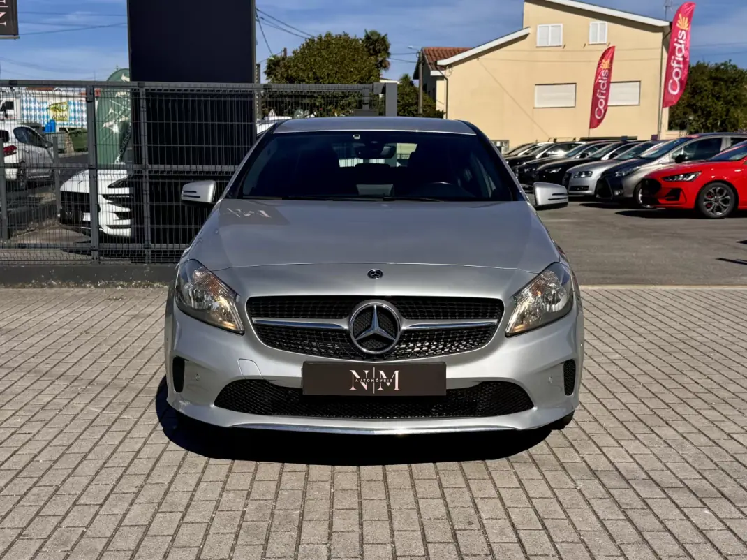 Mercedes-Benz A 180 2018 - 17500 EUR, 155000 km - 155000km - foto 3 de 19